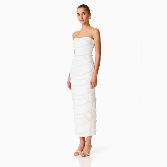 Elliatt Lucine Fitted Gown in White Bridal Shower Wedding Dress size S  NWT - Picture 2 of 8